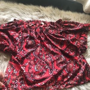 New Hollister red off-the-shoulder top